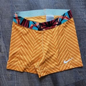 Nike Pro shorts | Size S